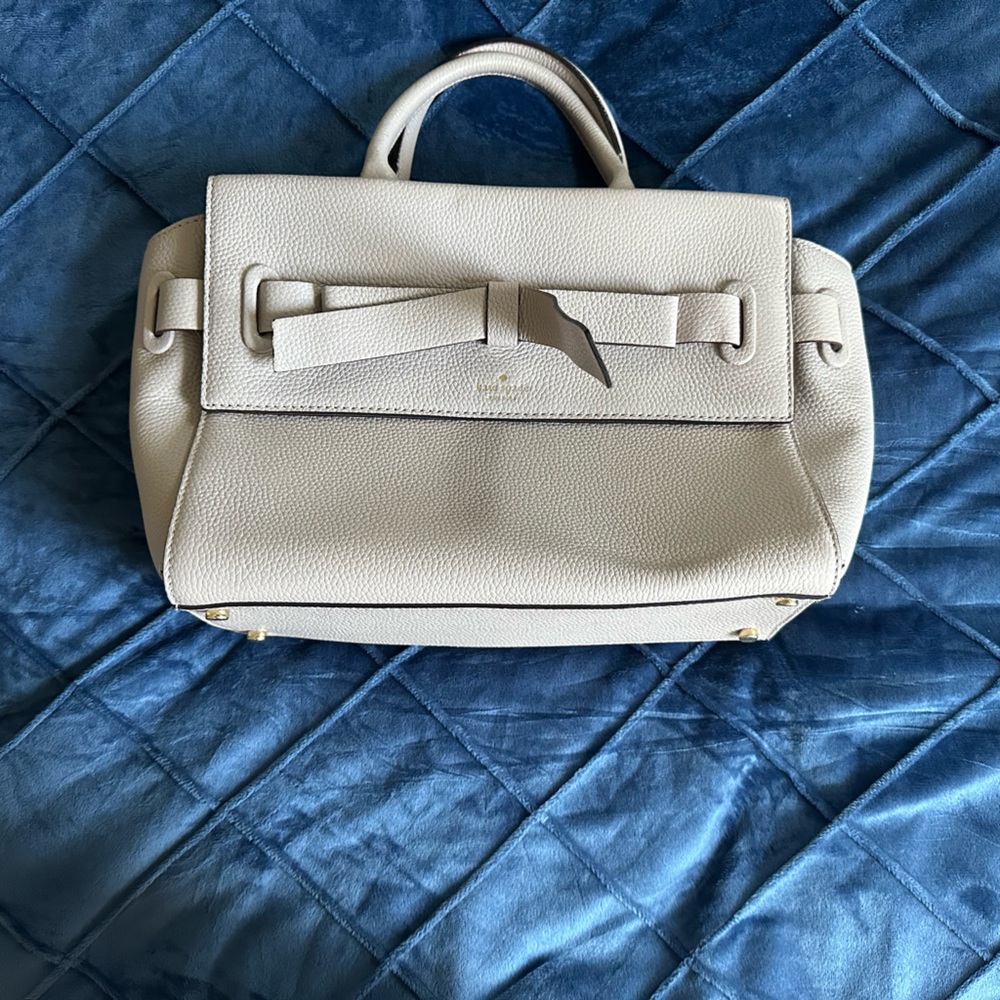 NWOT Kate Spade leather handbag. Perfect.  Medium sized.